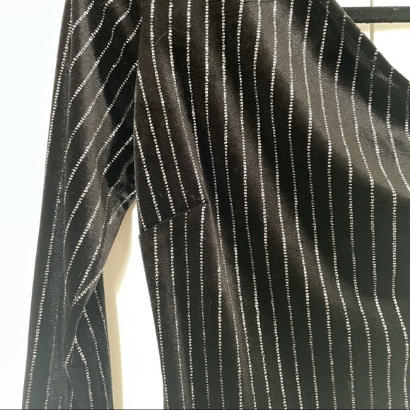 TopShop mini dress. Size 4 - Picture 3 of 4